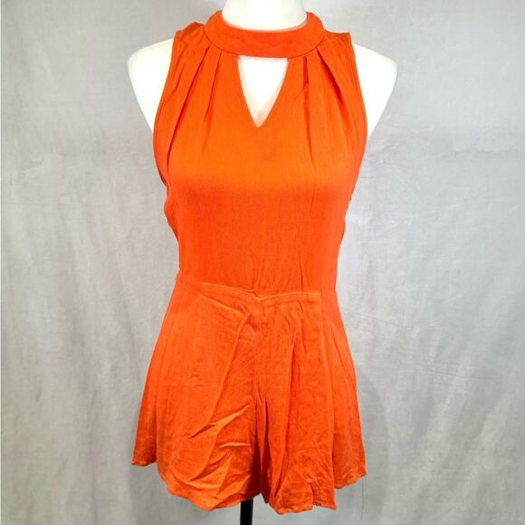 Orange pleated vneck keyhole romper size small - Picture 1 of 5